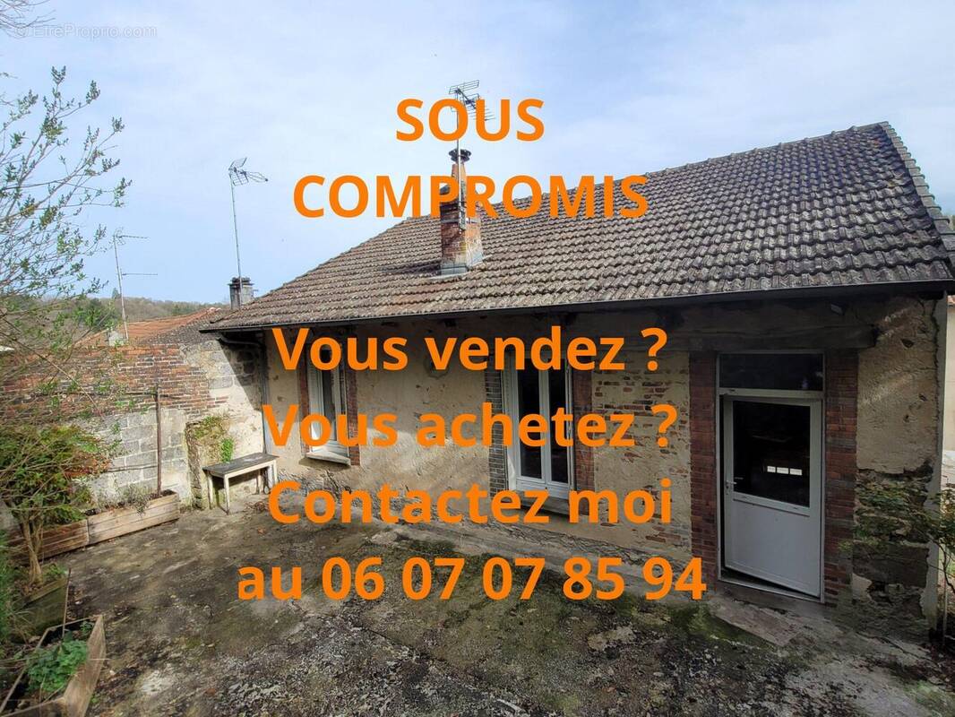 Maison à SAINT-LEONARD-DE-NOBLAT