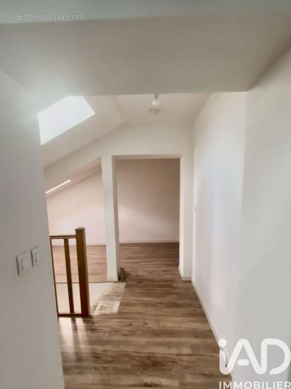 Appartement 61 m² à Saint-Marcellin  - photo 7