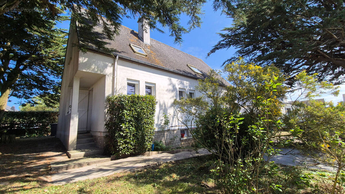 Maison à QUINEVILLE
