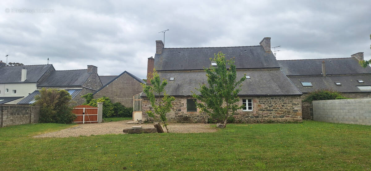 Maison à LA BOUILLIE