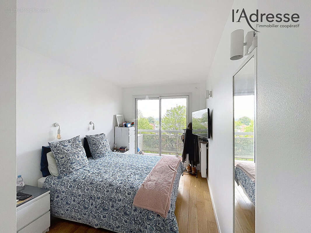 Appartement Suresnes 5 pièce(s) 89.02 m2 avec 2 balcons terrasse - photo 6