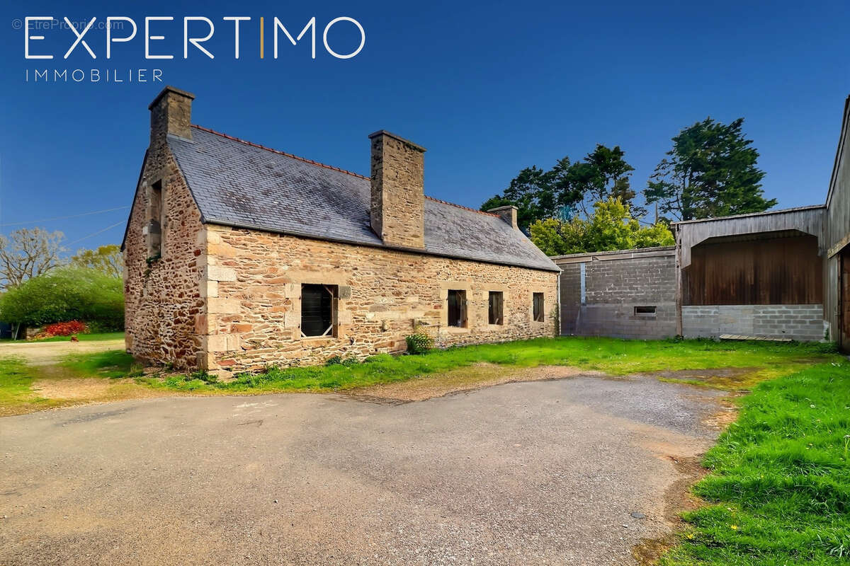 Hangar de 400 m2, dépendances et longère à rénover sur 1 573 m2   Fort potentiel à L’Archantel - photo 12
