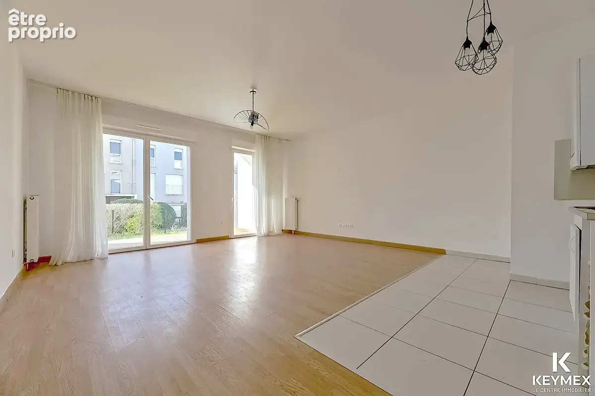Herblay-sur-seine Appartement 4 pièces 80m2 + terrasse et jardin + 2 places de pk - photo 2