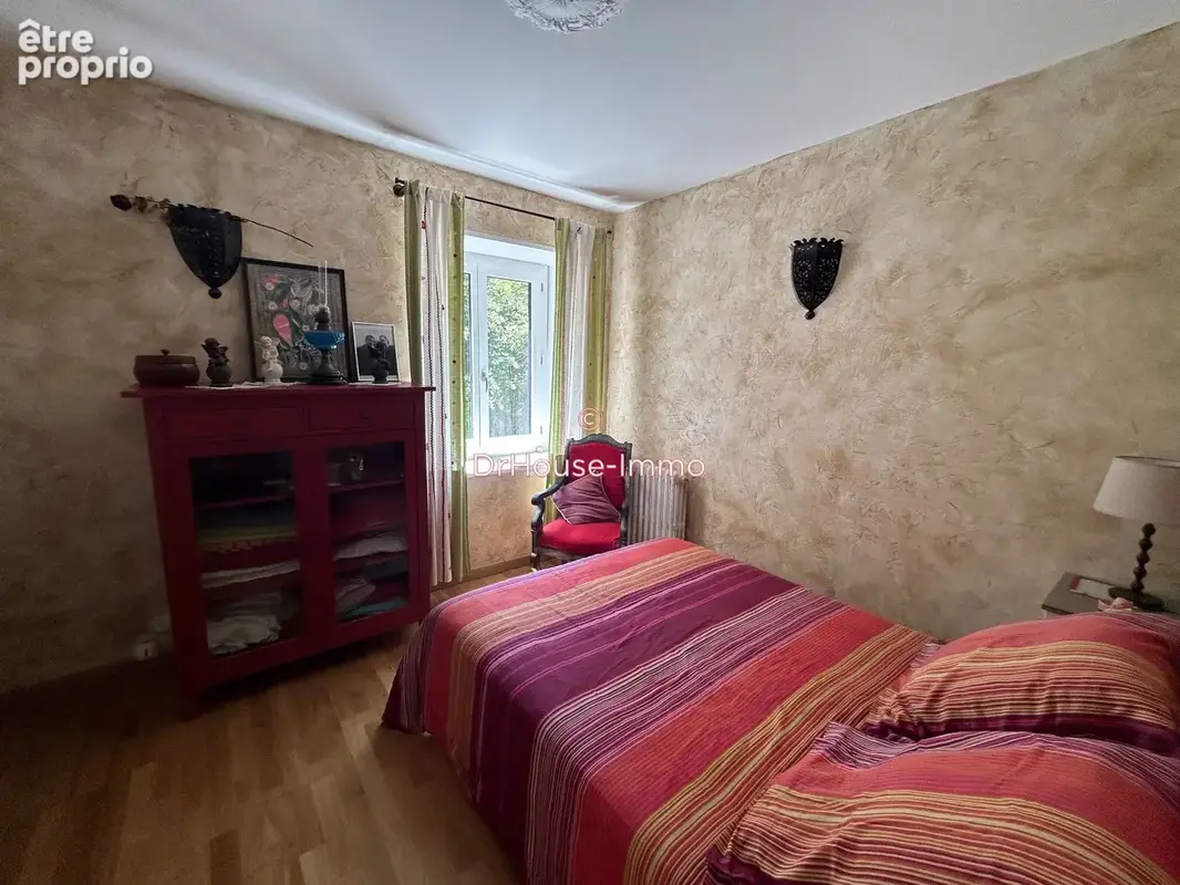 Maison 9 pièces 232 m² à vendre à Luzech (46140) - photo 18