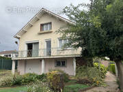 Maison à SAINT-JEAN-DE-LA-RUELLE