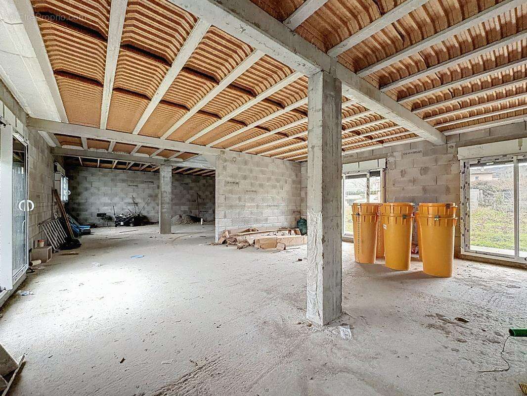 Maison à LOIRE-SUR-RHONE