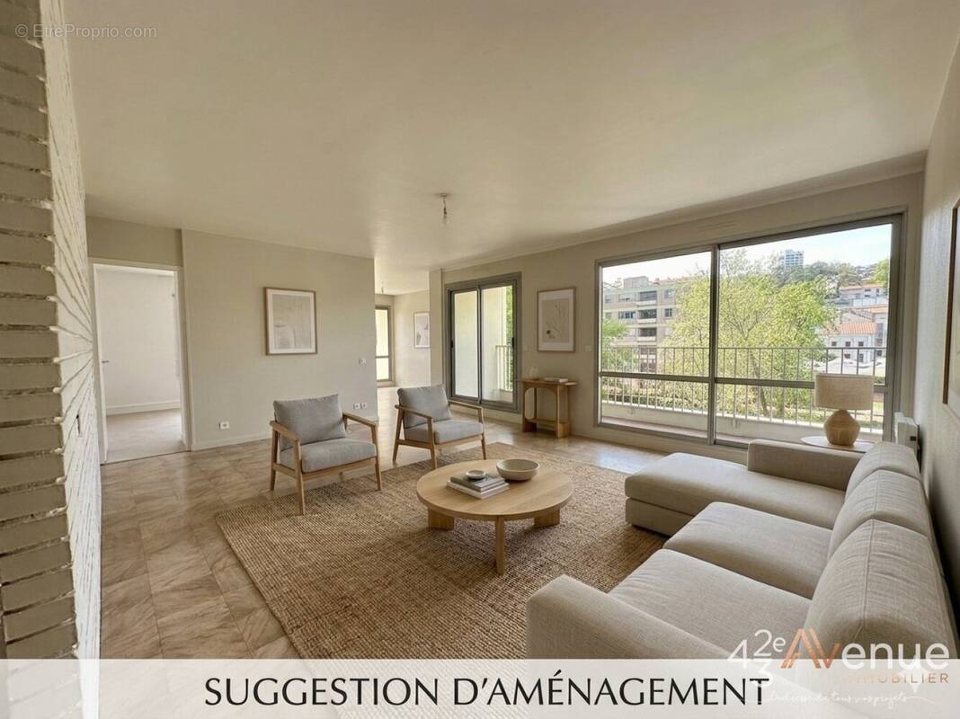 Appartement à SAINT-ETIENNE