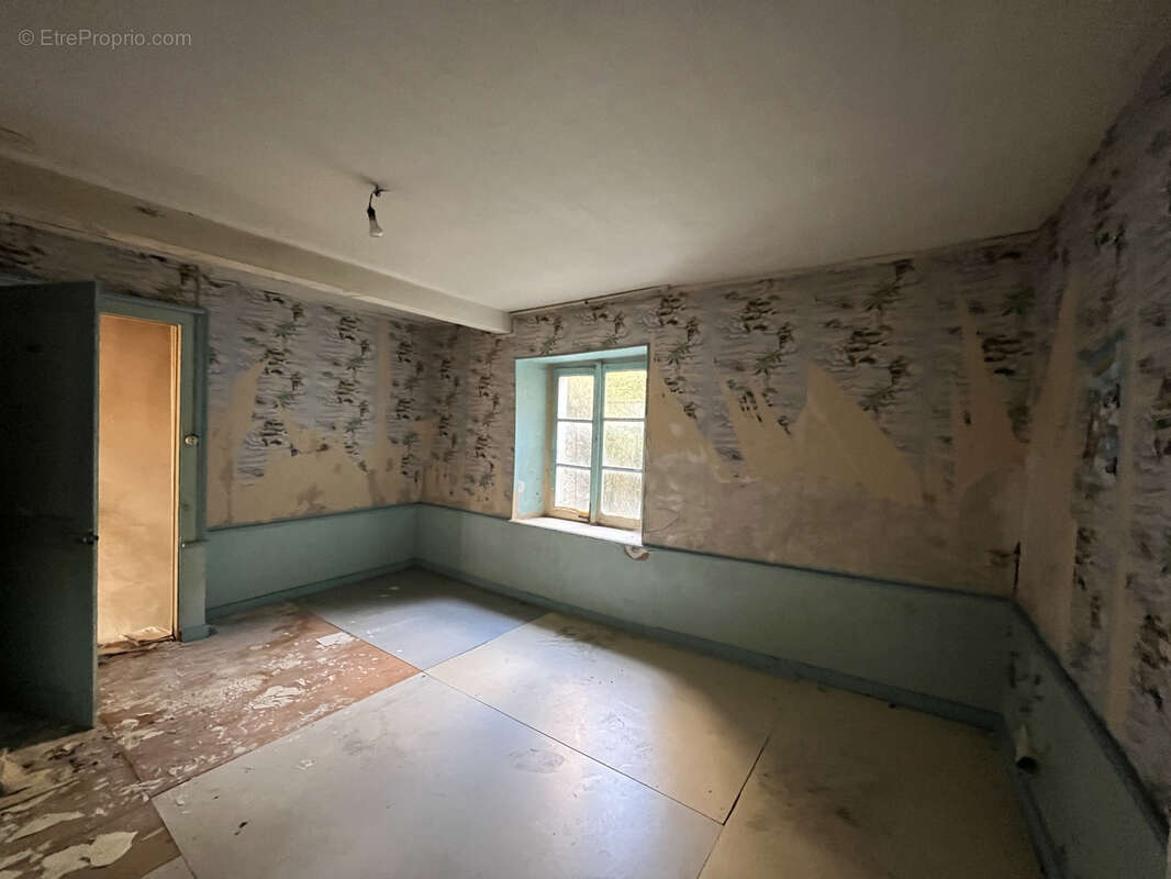 Maison à VILLE-SUR-ILLON