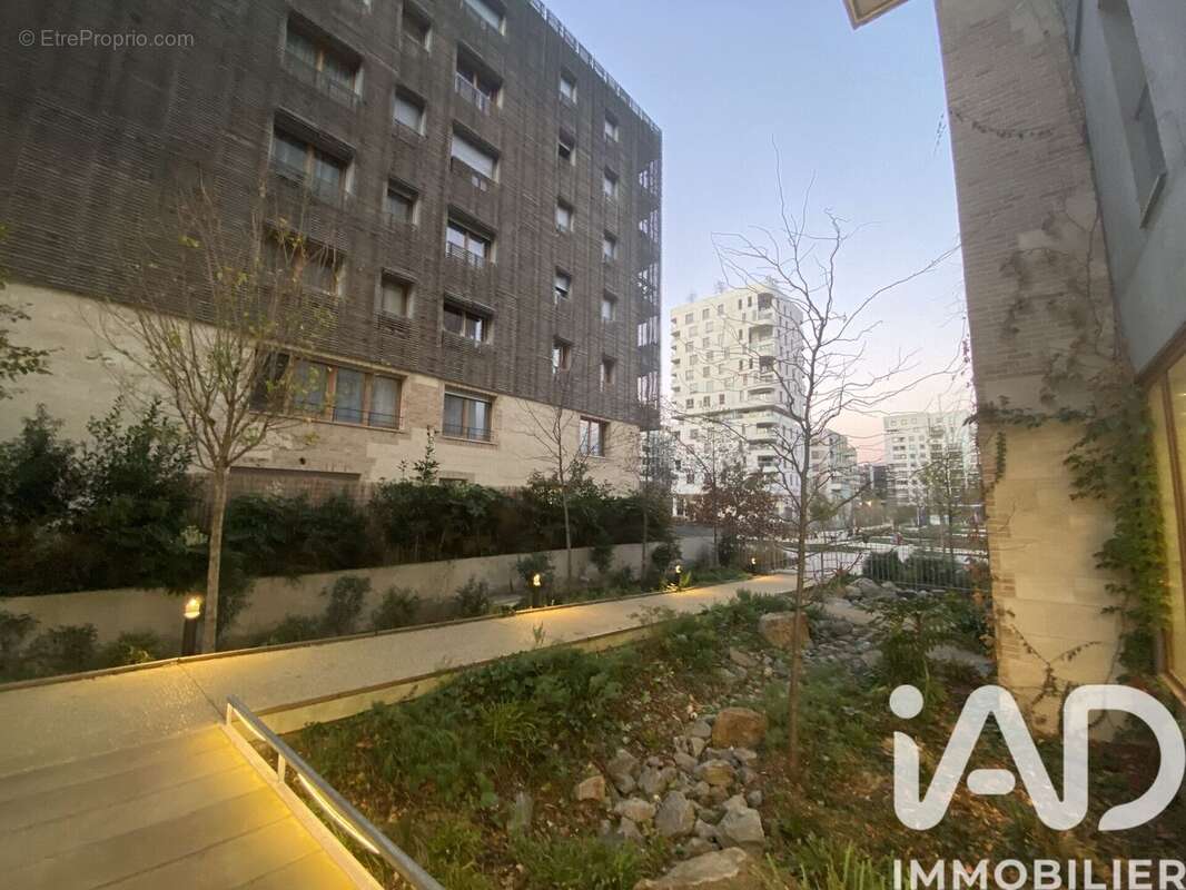 Photo 8 - Appartement à ASNIERES-SUR-SEINE