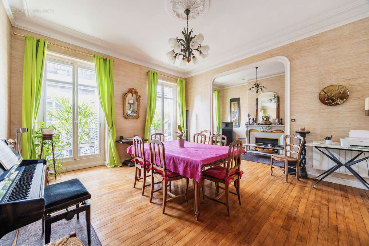 Appartement à BORDEAUX