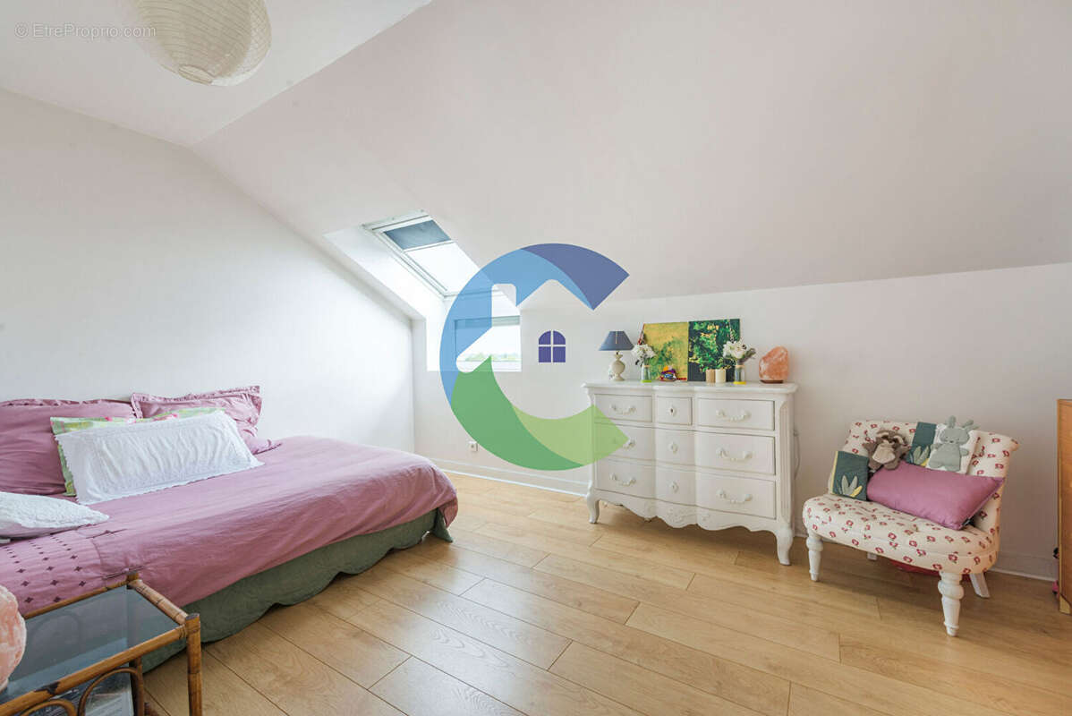 Appartement à EPINAY-SUR-ORGE