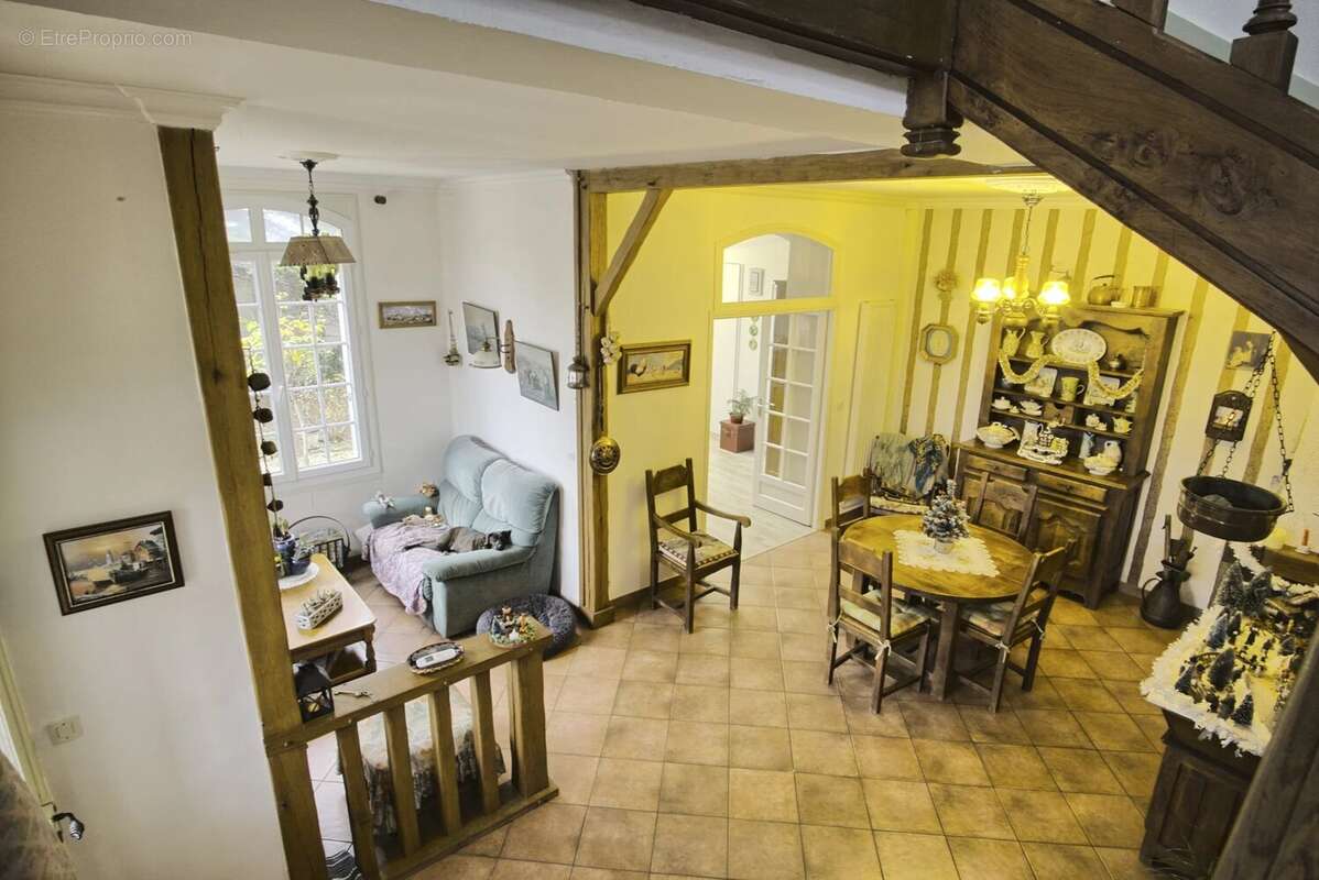 Maison à COURSEULLES-SUR-MER