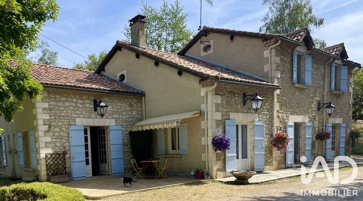 Photo 1 - Maison à THIVIERS