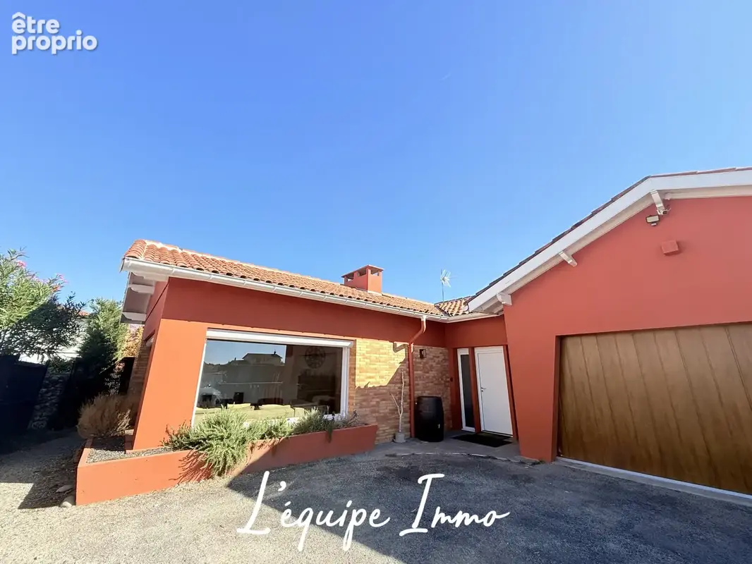 Coup de Coeur! Maison T5 plain-pied de 145 m2 avec Garage et piscine - - photo 20