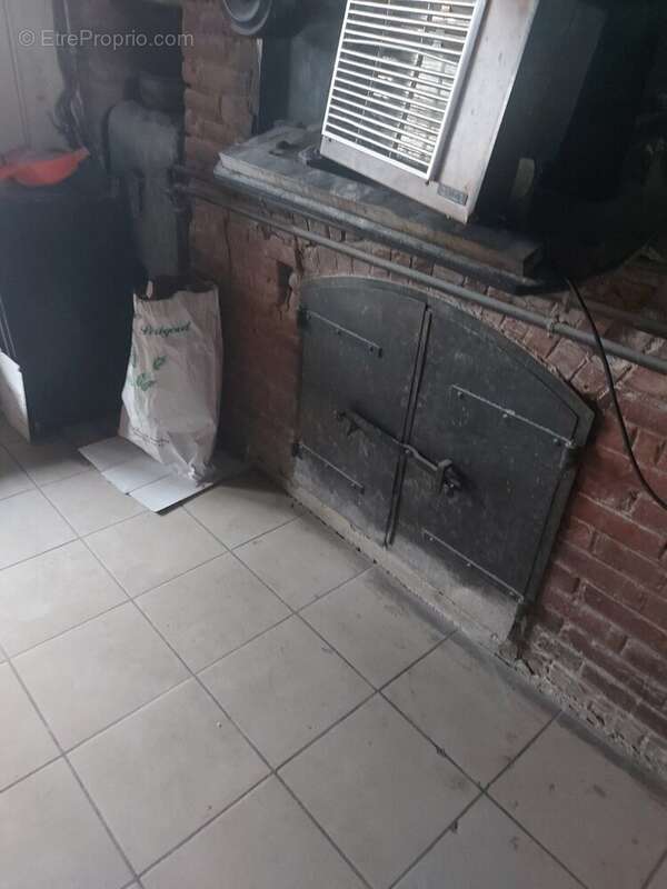 Maison d'habitation et son local commercial - photo 15