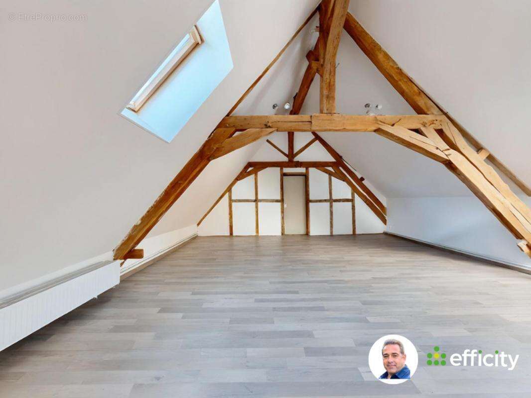 Maison à LAPEYROUSE