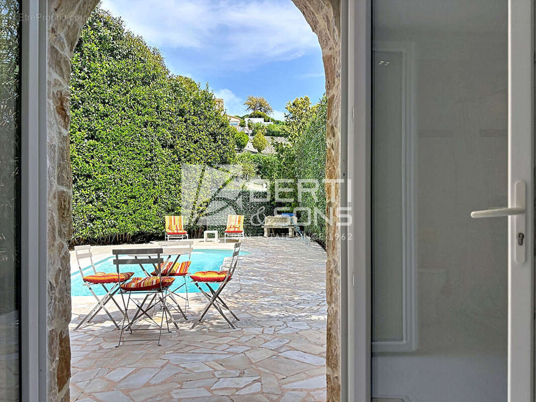 Belle maison provencale - apercu mer - photo 14