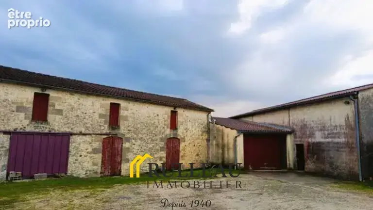A vendre Propriété d'exception à Berson - Entre charme et potentiel - photo 5