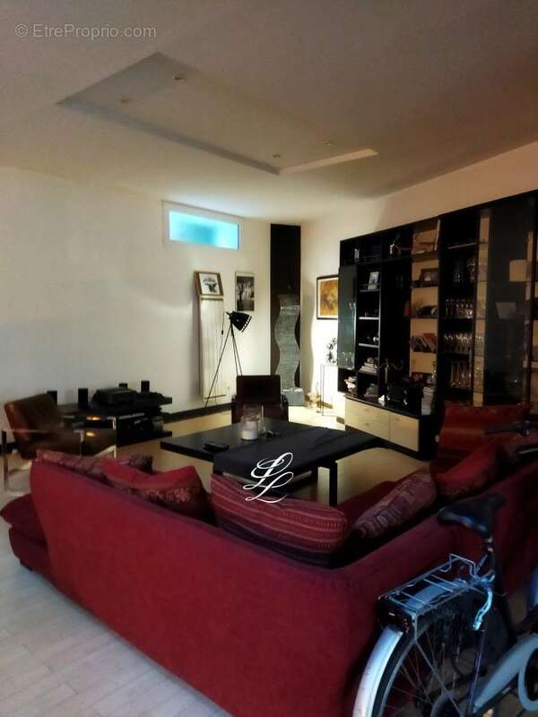 Appartement 220 m² à Le Mans  - photo 32