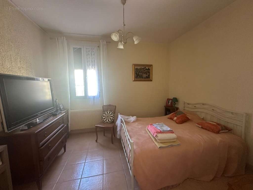 Appartement à PARAY-LE-MONIAL