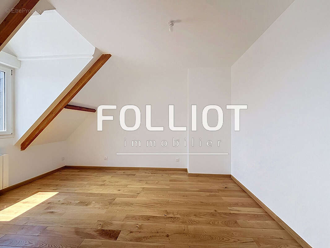 A Vendre  Appartement de charme style loft ? Dernier étage ? Terrasse et vue dégagée ? Coeur de Barneville-Carteret - photo 11