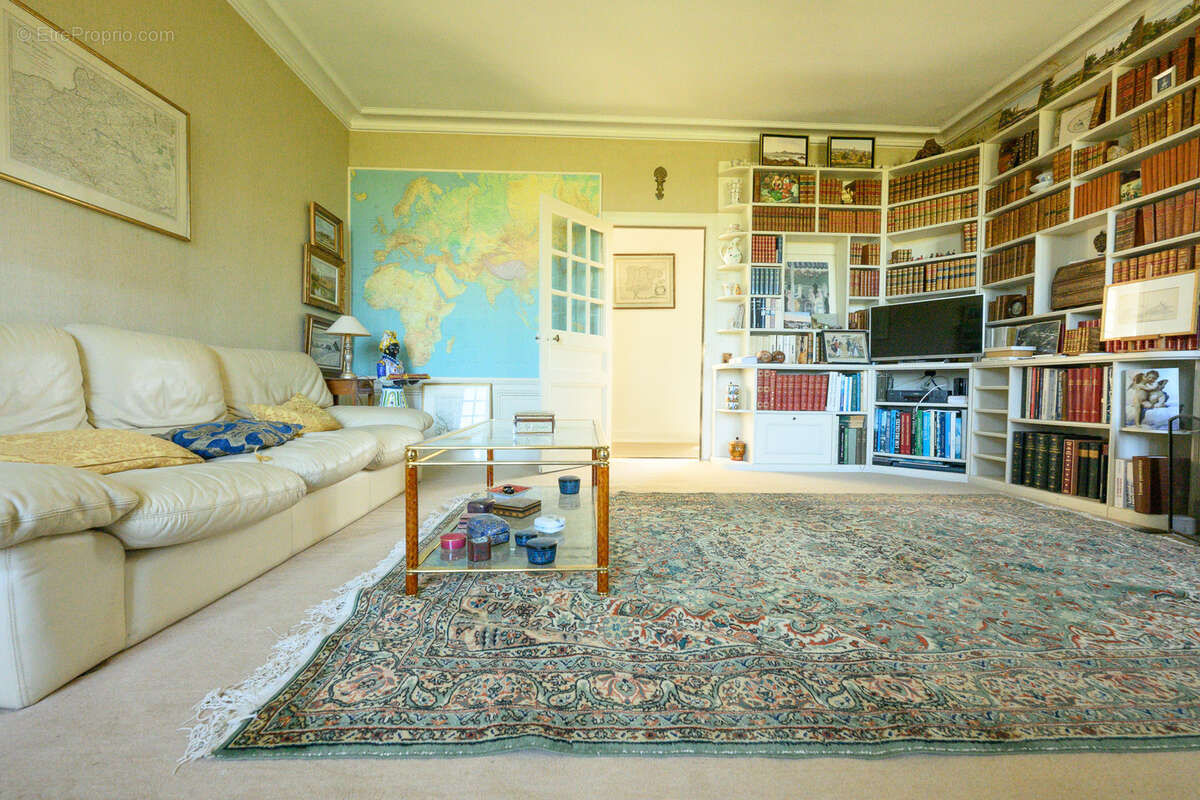Appartement à AUMEVILLE-LESTRE