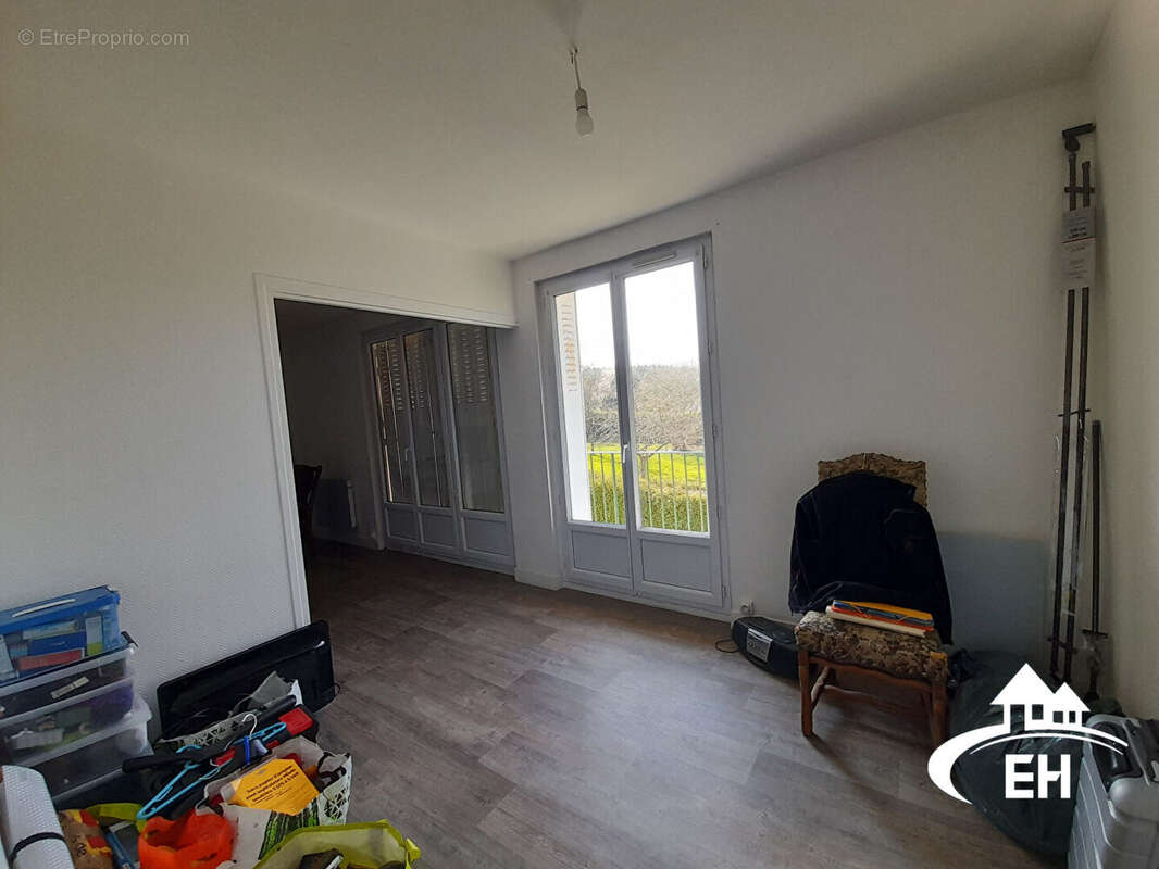 Appartement à LA NEUVE-LYRE