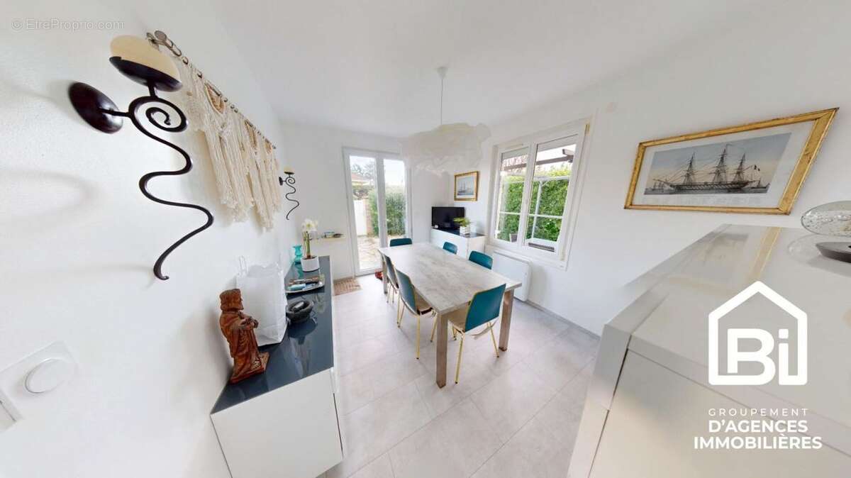 Maison à OUISTREHAM