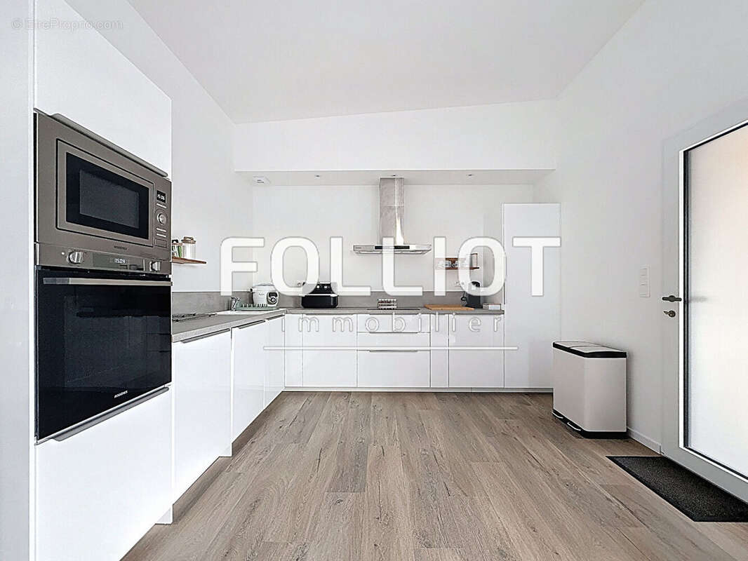 Maison à SAINT-GEORGES-DE-LA-RIVIERE