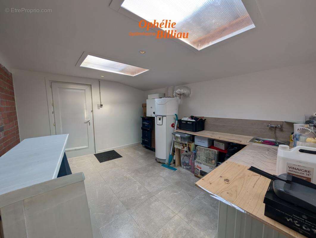 Semi plain pied Steenbecque  – Longère rénovée 4 chambres – Grand garage individuel - photo 8
