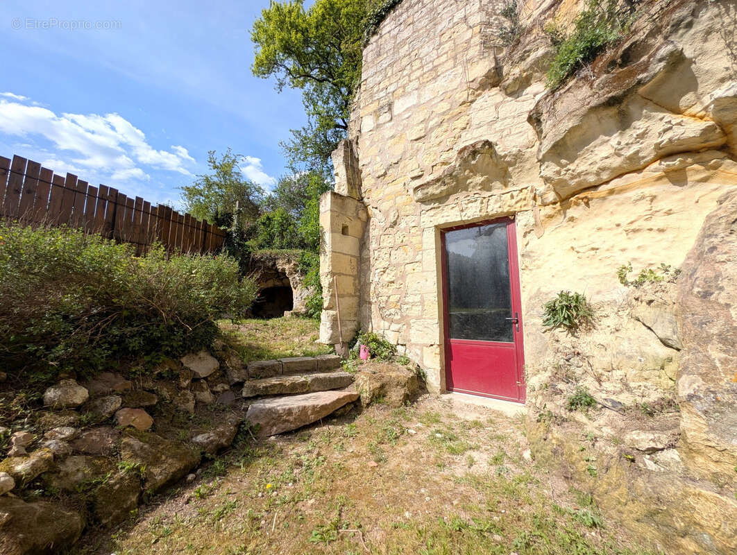 Joli Troglo entre Doué et Saumur - photo 3