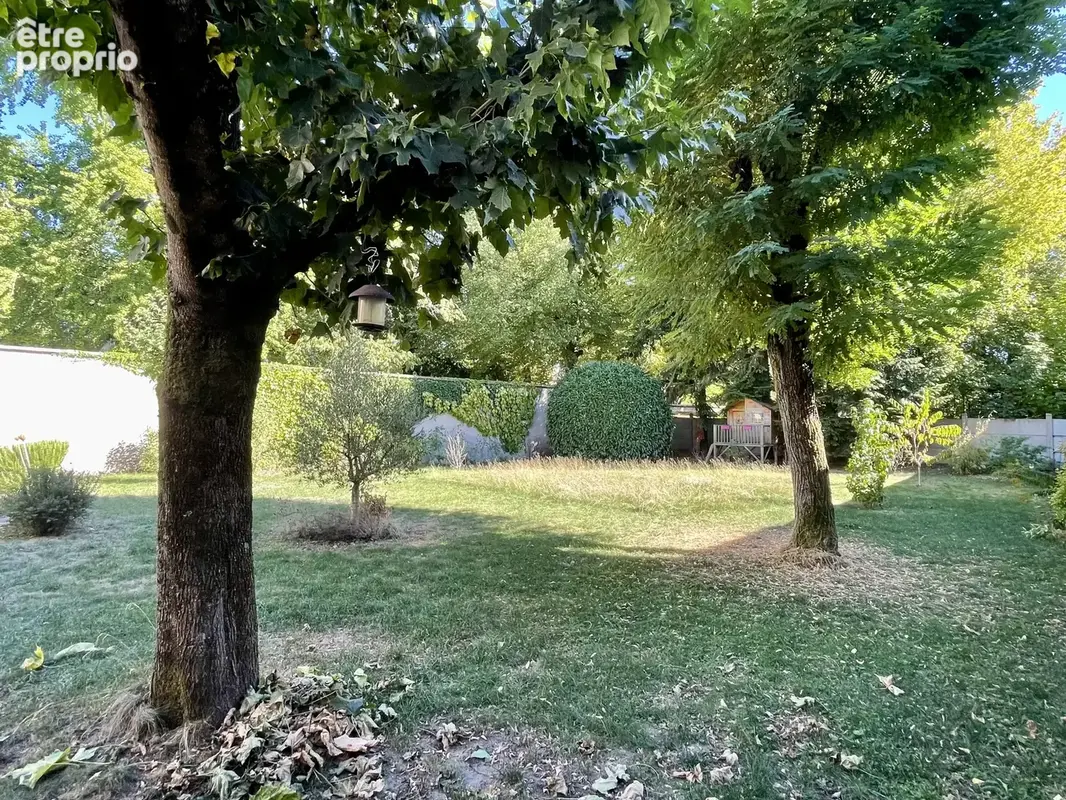 Propriété Indépendante 11 pièces sur 750 m2 de terrain clos de murs et arboré - photo 27