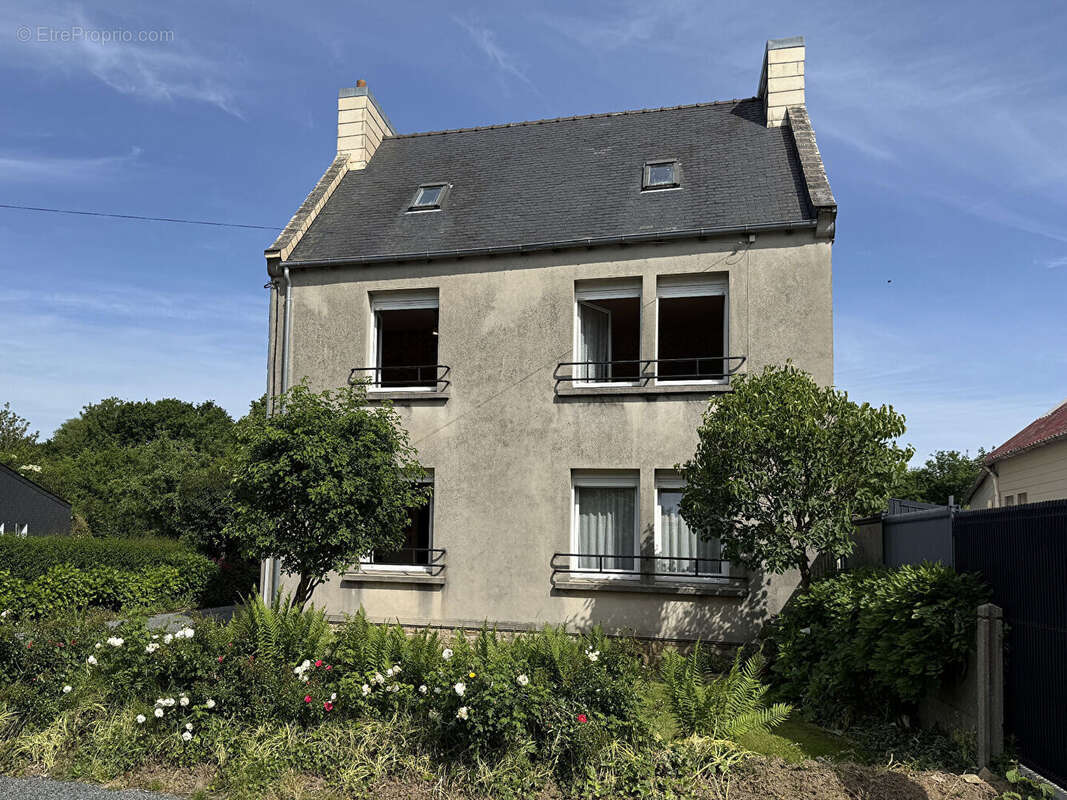 Maison à LANDIVISIAU