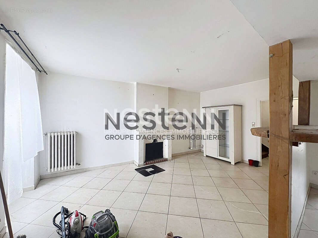 maison de charme, beau séjour de 45 m²  à Cheverny, centre bourg - photo 2