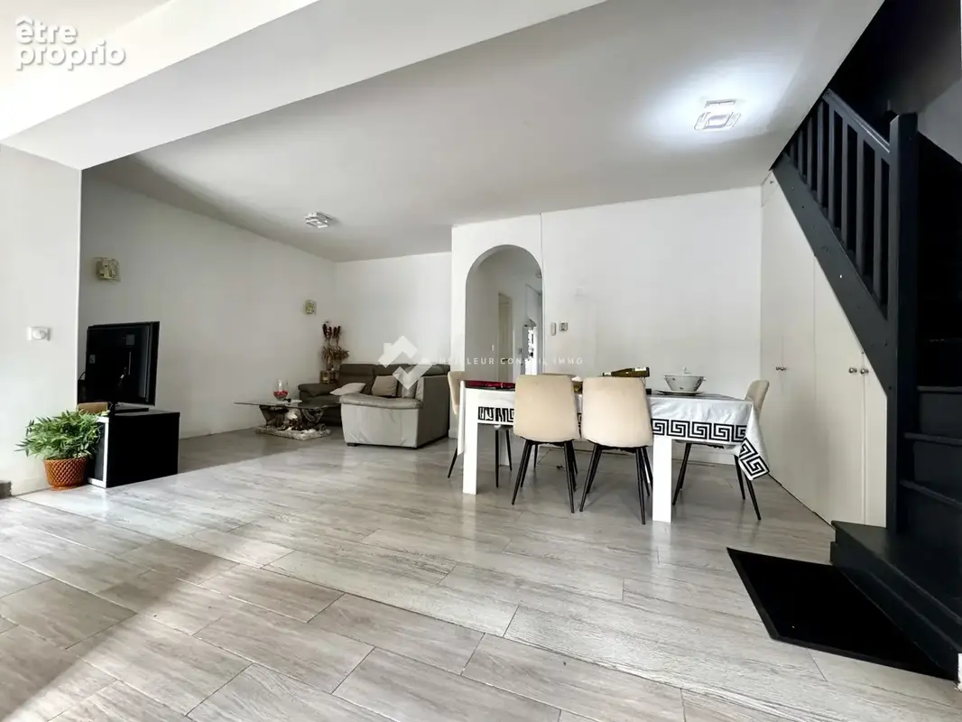Maison 6 pièces 96 m² à vendre à Fosses (95470) - photo 4