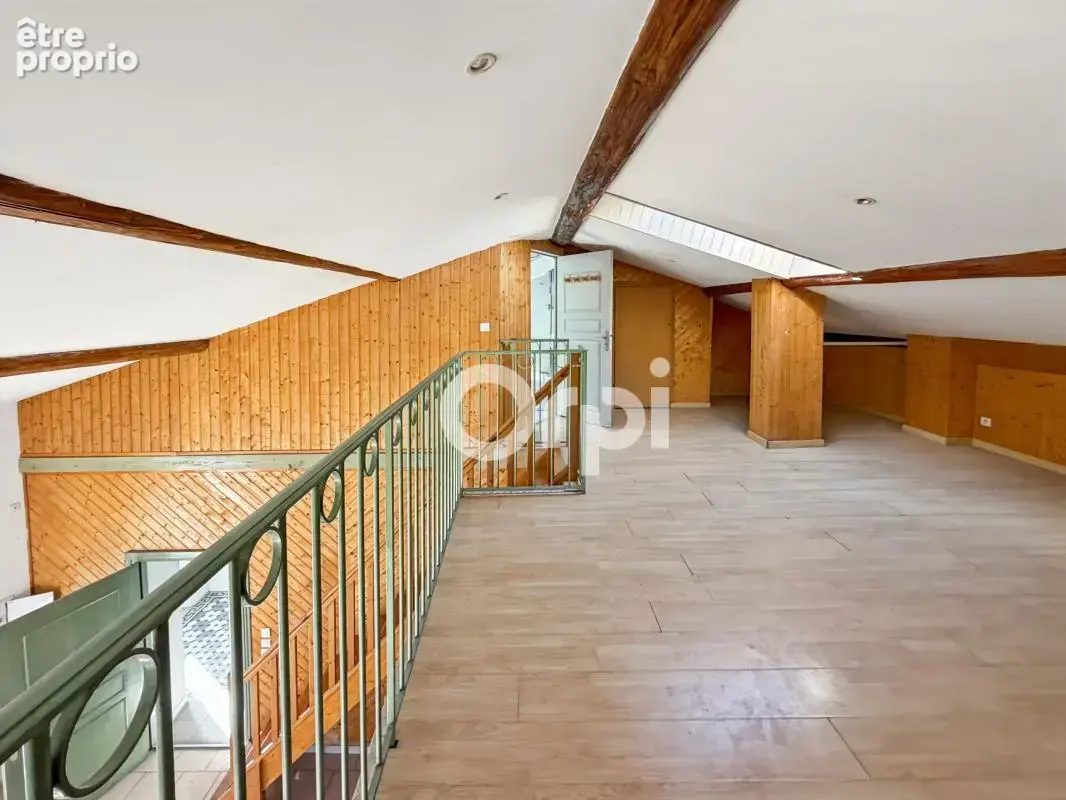 Appartement  1er &tage À Vendre - photo 11