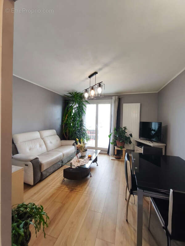 Appartement à JARVILLE-LA-MALGRANGE