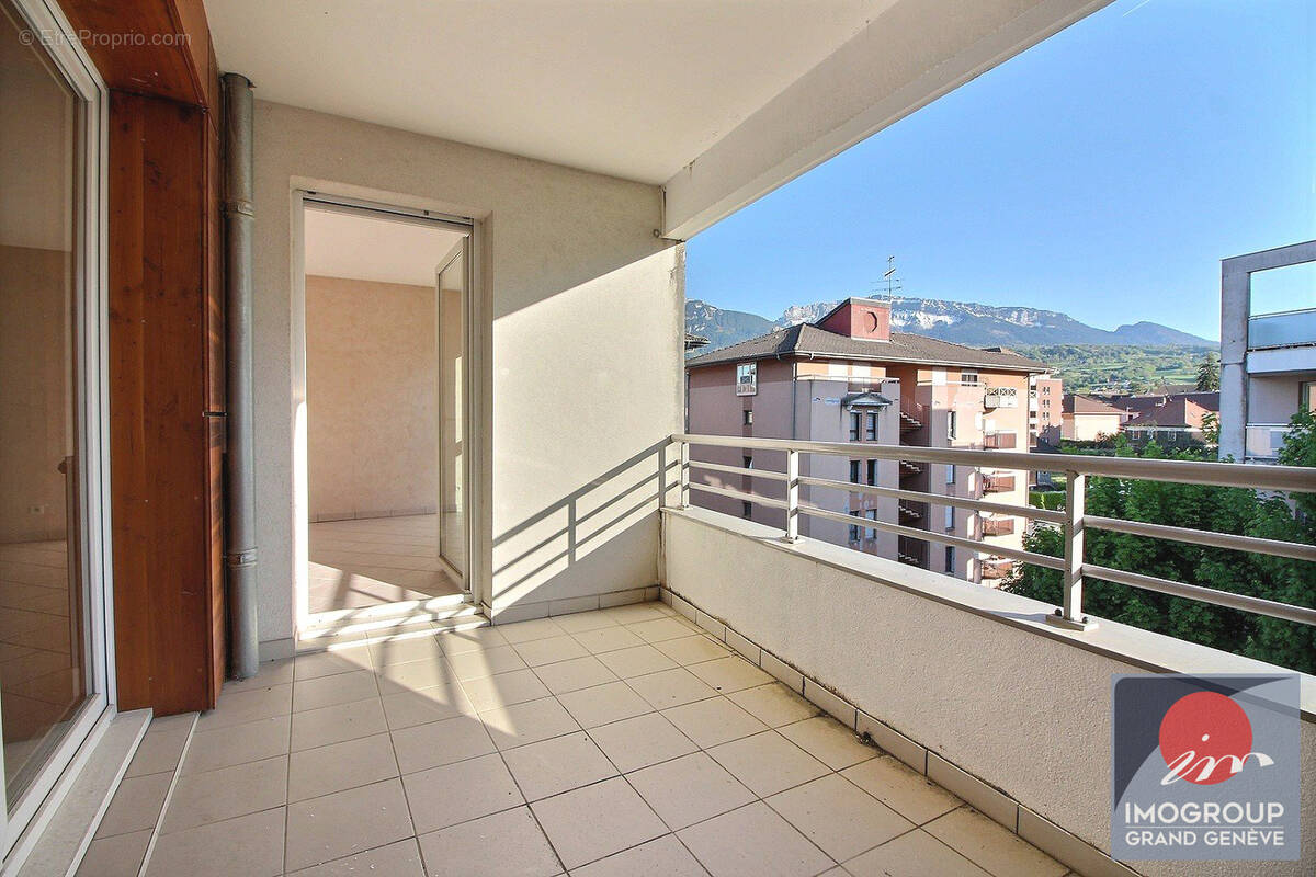 Appartement à LA ROCHE-SUR-FORON