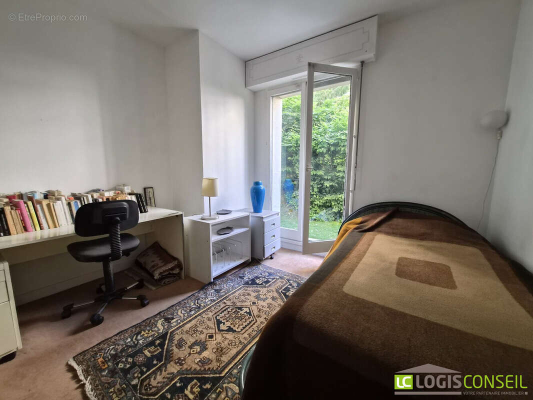 Appartement à BOURG-LA-REINE