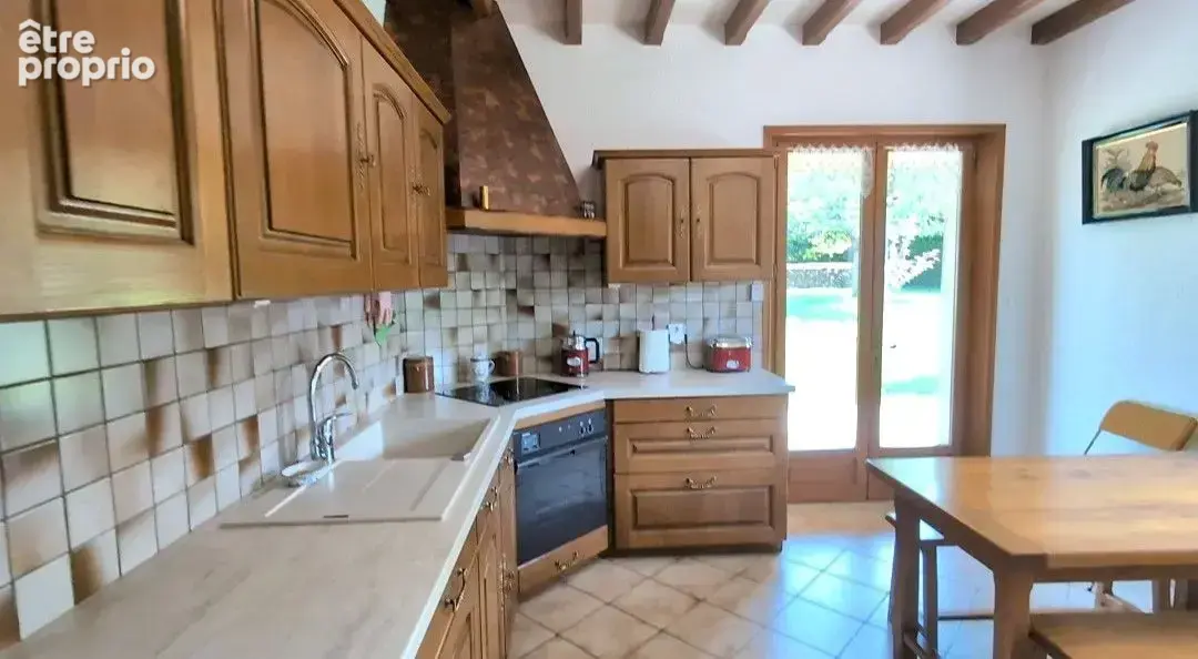 Maison 119 m² à Saint-Alban-Les-Eaux  - photo 2