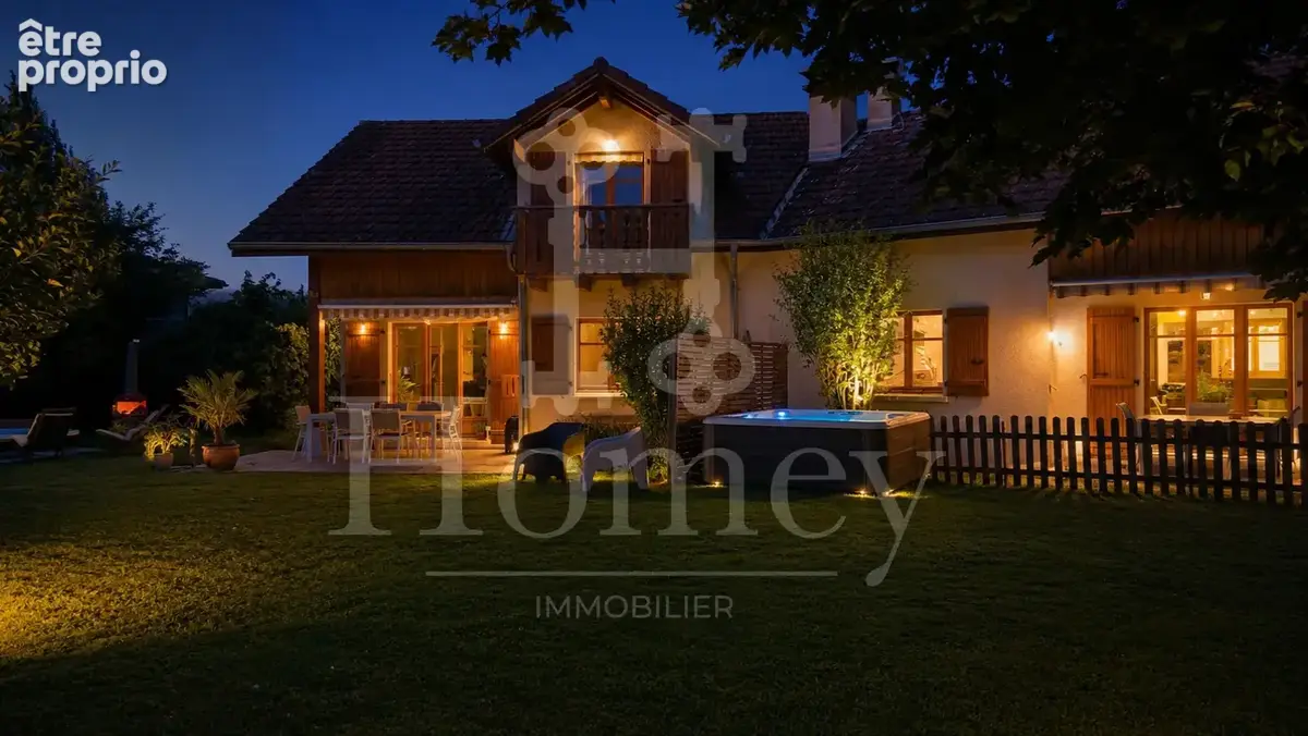 VIRY MALAGNY - Maison T7 312m2 Utiles - Logement T2 Indépendant - 400m Frontière Suisse - Terrain 1070m2 Pisci - photo 3