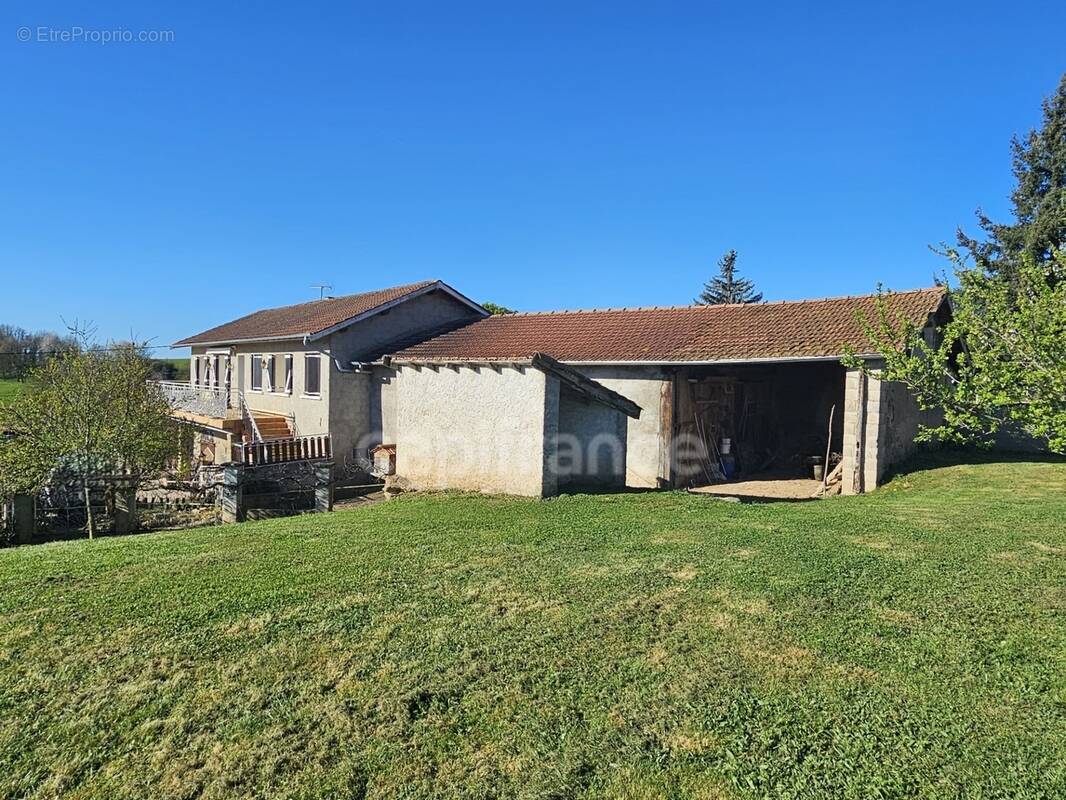 Maison à PANISSIERES