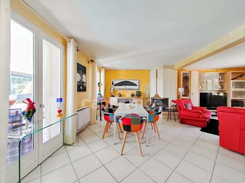 Maison à GIVRY