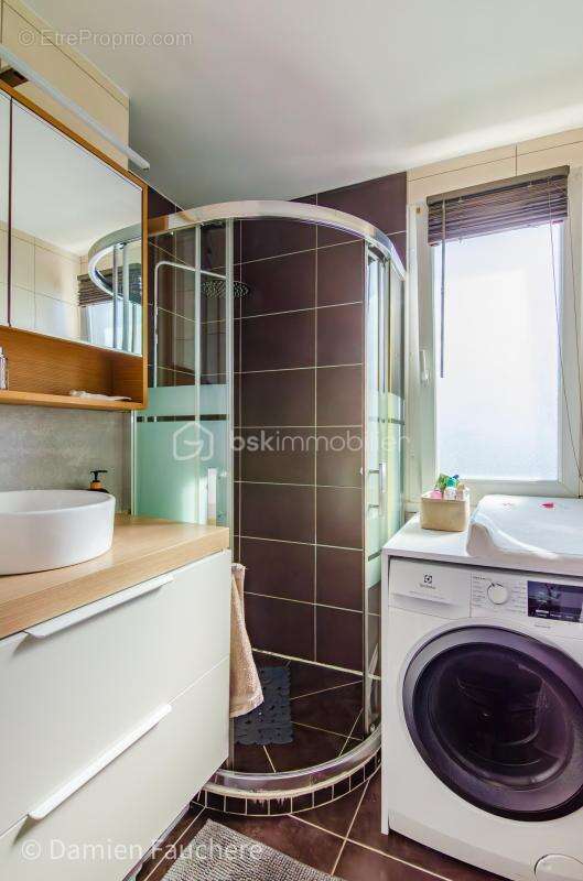 Massy Descartes, Appartement 4 pièces en très bon état, avec balcon, cave et garage ! - photo 10