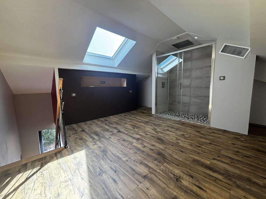 Maison 60 m² à Cagnac-Les-Mines  - photo 5
