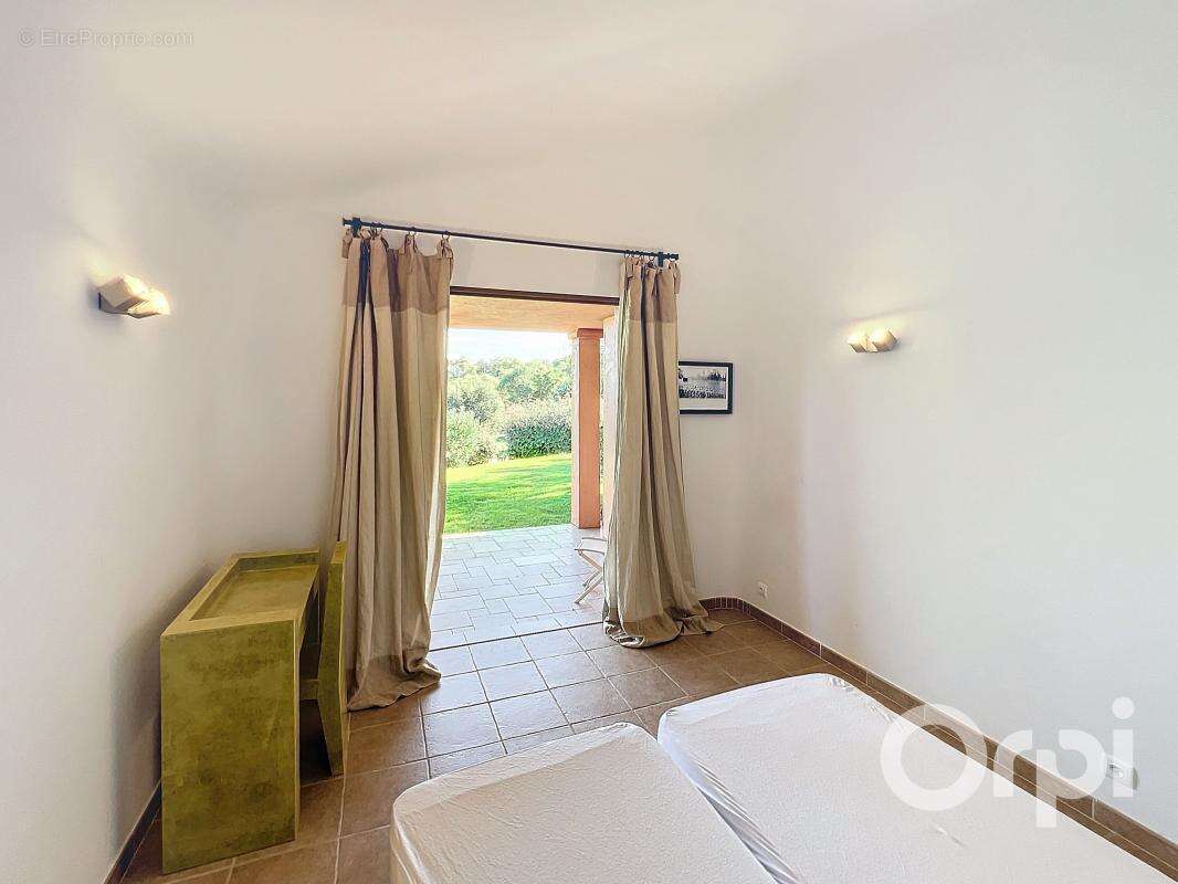 Maison à PORTO-VECCHIO