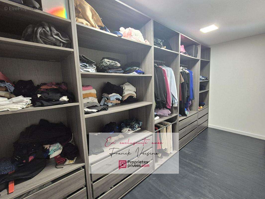 Maison à SAINT-PROUANT