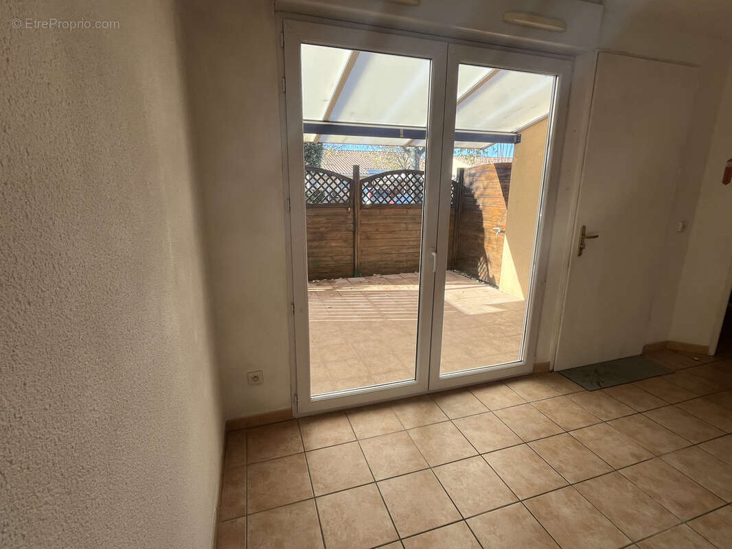 Maison à LA CALMETTE