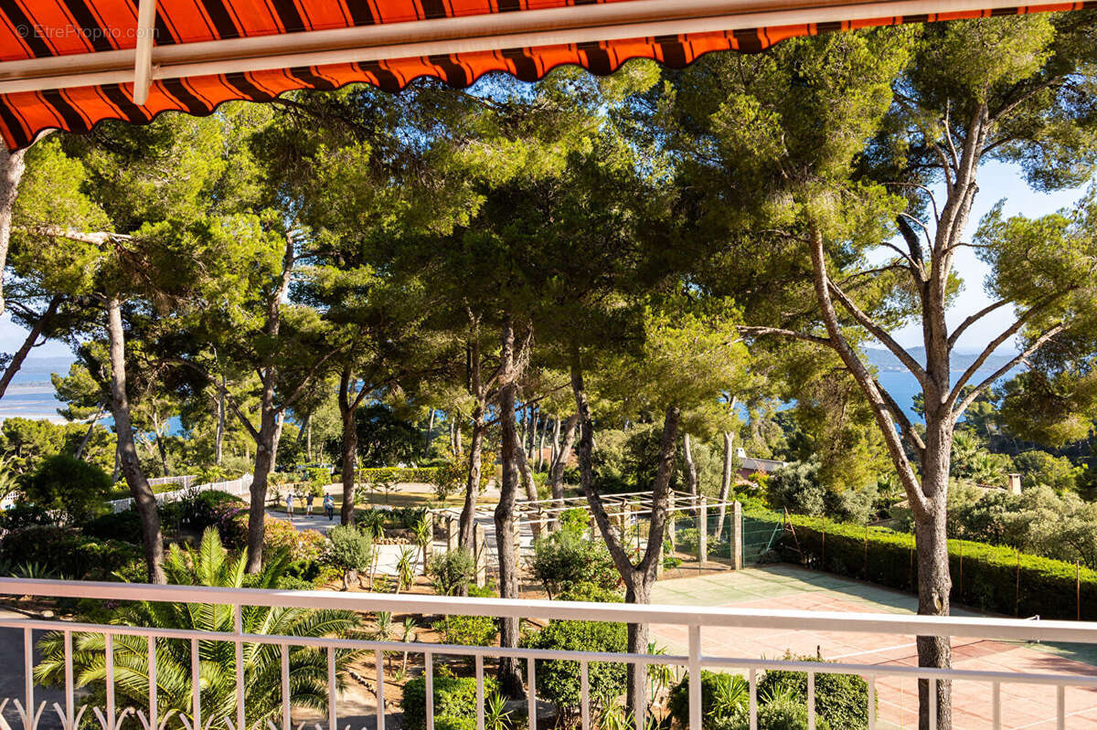 Appartement à HYERES