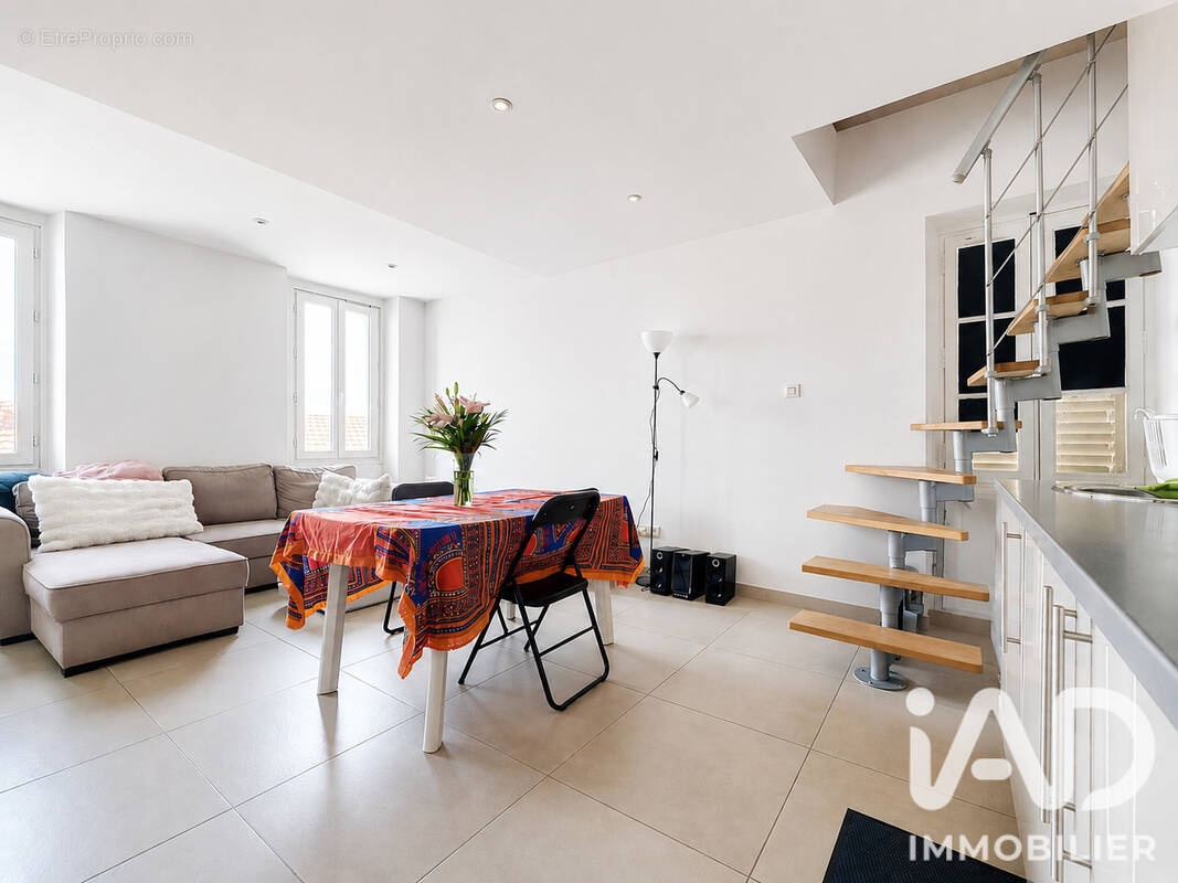 Photo 1 - Appartement à TOULON
